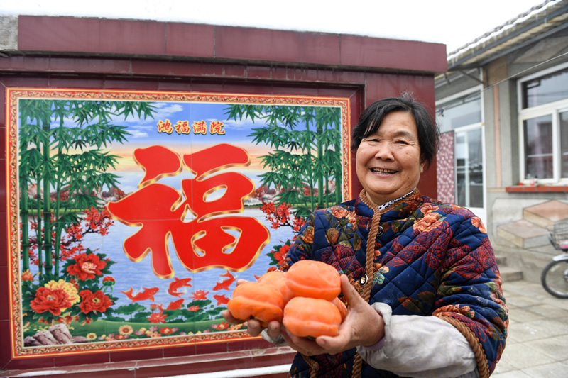 受灾群众温暖过冬