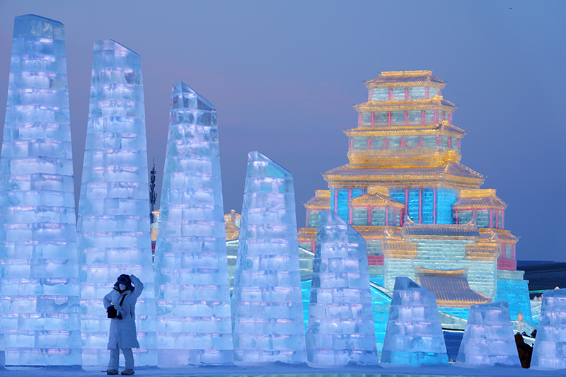 第40届中国·哈尔滨国际冰雪节开幕