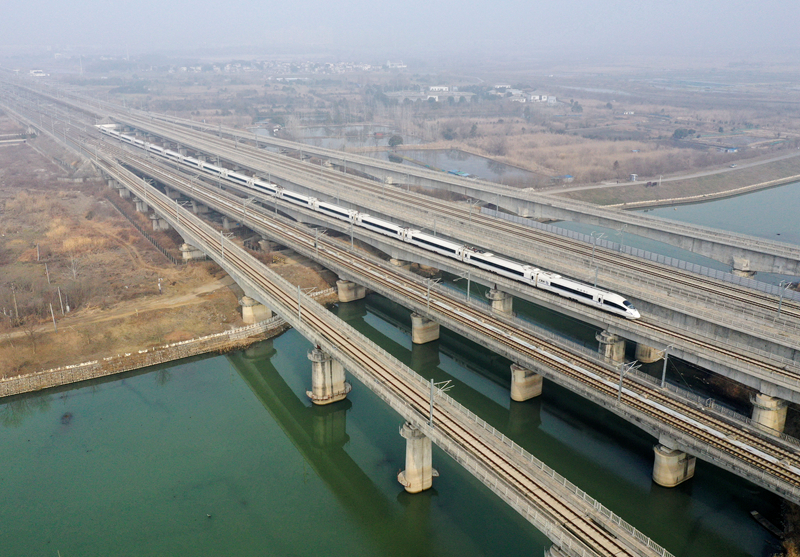 全国铁路1月10日起实行新列车运行图