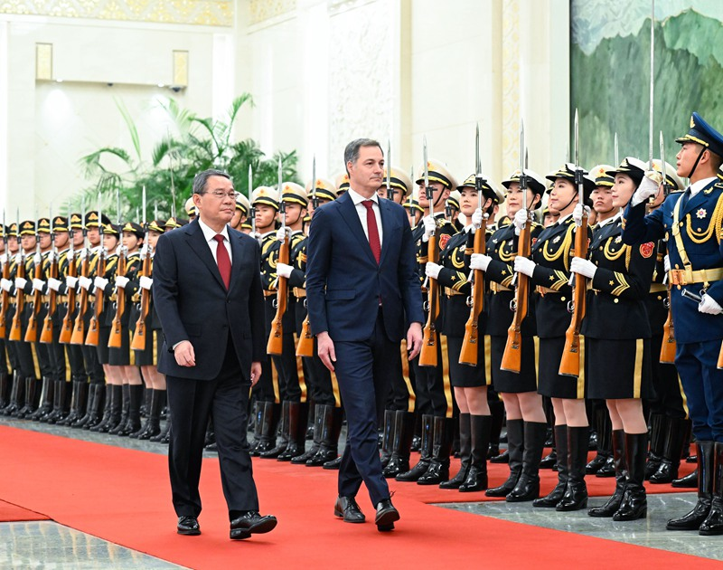 李强同比利时首相德克罗会谈