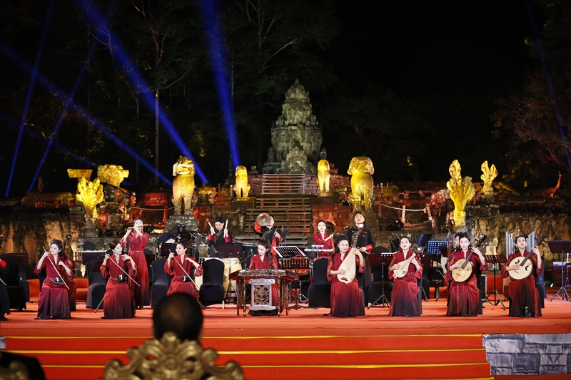 “中柬人文交流年”启动仪式在柬埔寨举行