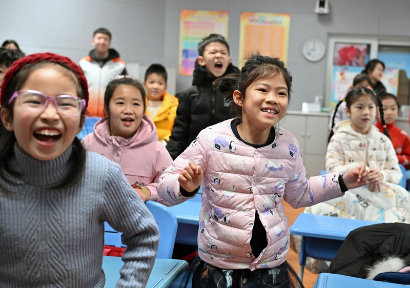 2024年上海市小学生爱心寒托班开班