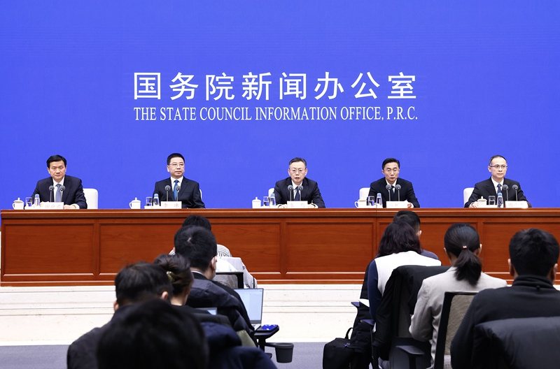 国新办举行聚焦增强核心功能、提升核心竞争力，更好实现中央企业高质量发展新闻发布会