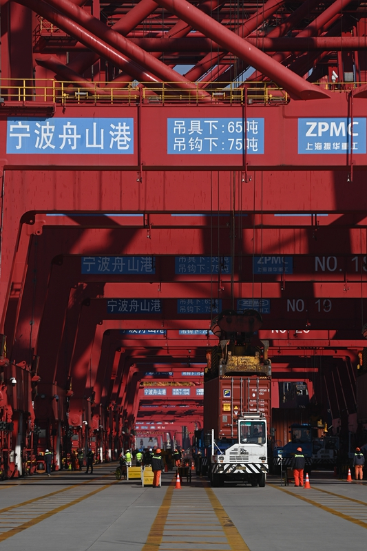 宁波舟山港：2023年集装箱吞吐量同比增长5.85%
