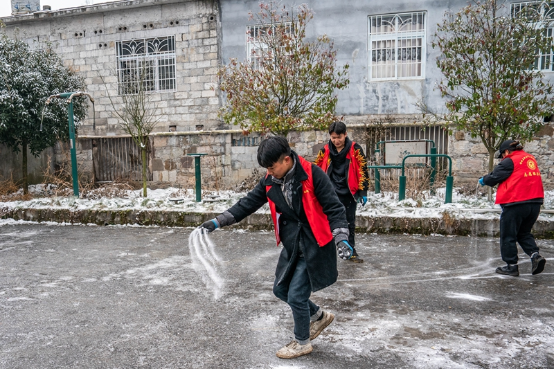 云南镇雄：受灾群众灾后生活有保障
