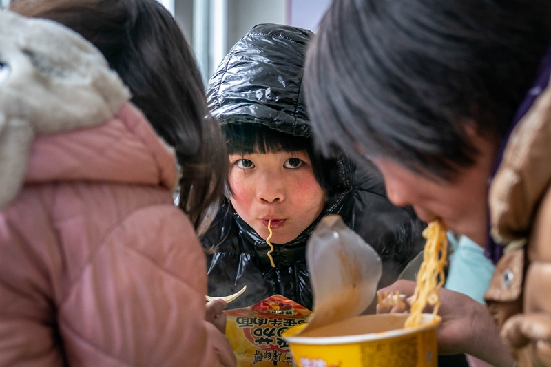 云南镇雄：受灾群众灾后生活有保障