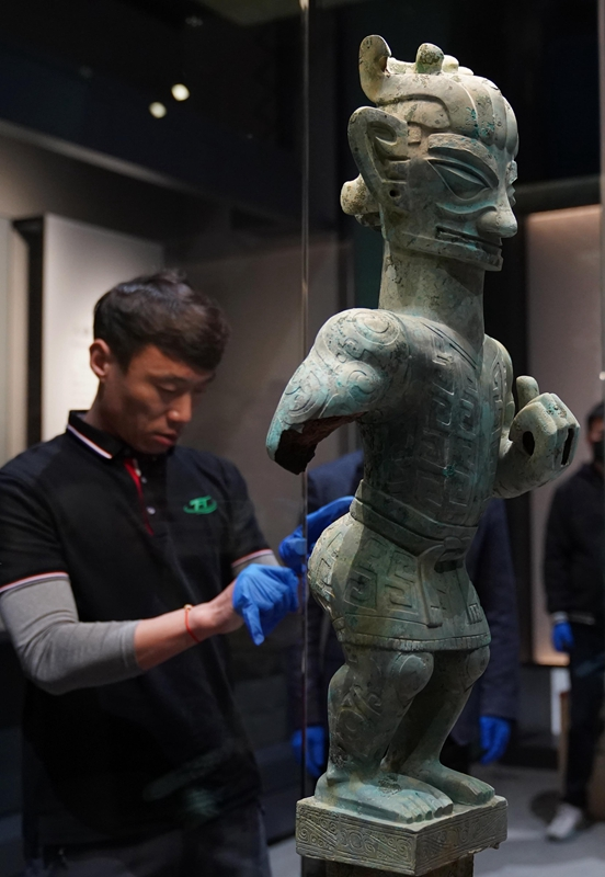 三星堆“国宝”在沪开箱 将亮相上博东馆开幕大展