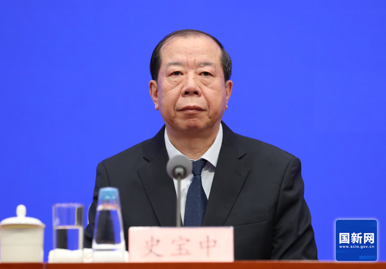 国务院新闻办就《关于防范遏制矿山领域重特大生产安全事故的硬措施》举行发布会
