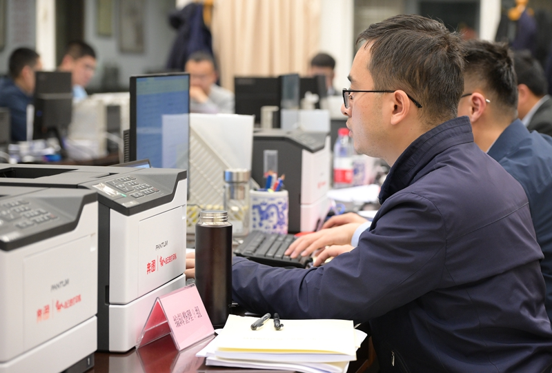“旁听”全国两会，政府和代表委员“直通车”这样打造