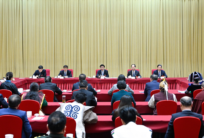 李强赵乐际王沪宁蔡奇丁薛祥李希分别参加全国两会一些团组审议和讨论