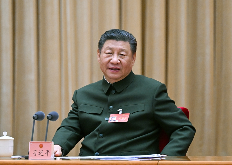 习近平在出席解放军和武警部队代表团全体会议时强调：强化使命担当 深化改革创新 全面提升新兴领域战略能力