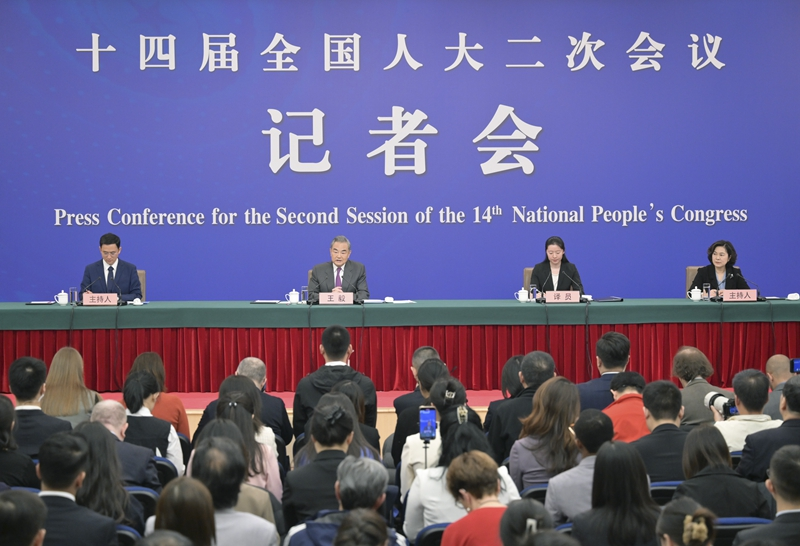 中共中央政治局委员、外交部长王毅就中国外交政策和对外关系回答中外记者提问