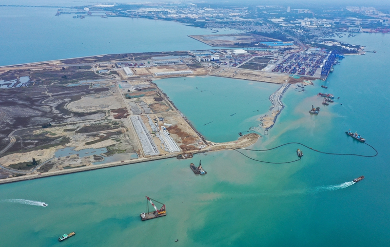 推进自贸港建设 琼岛攻坚正逢春