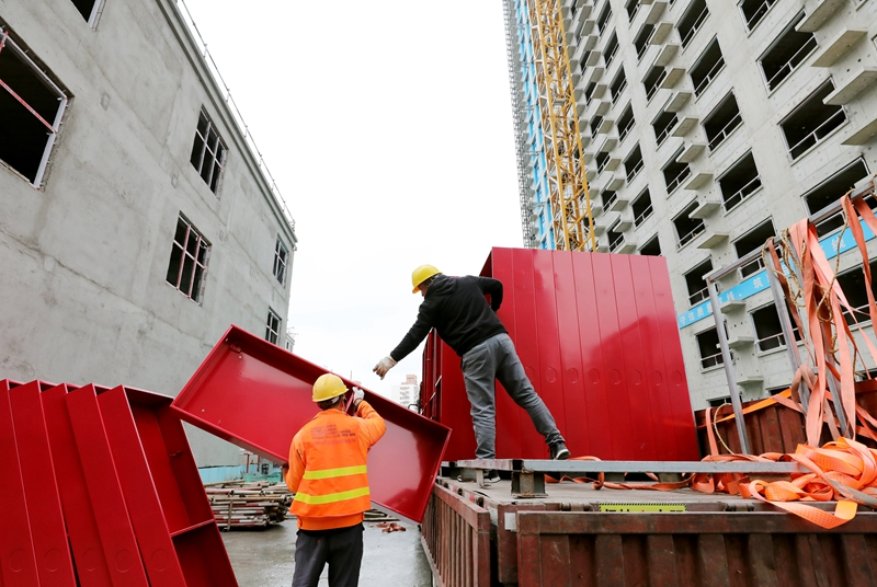 上海：老旧居民小区城市更新项目建设稳步推进