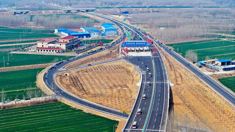 建邦聊泰黄河公铁大桥正式通车