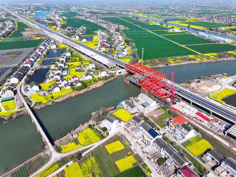 沪陕高速公路平潮至广陵段扩建工程有序推进