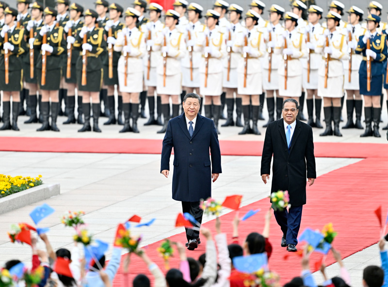 习近平同密克罗尼西亚联邦总统西米纳会谈