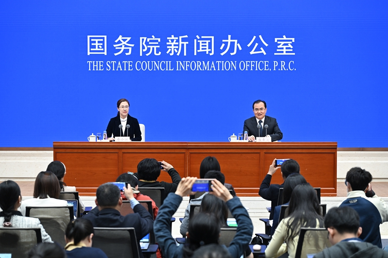 国新办举行新闻发布会 介绍2024年一季度国民经济运行情况