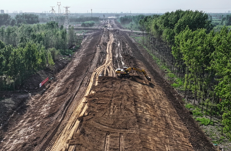 河北涿州：北拒马河涿州段应急防洪治理工程施工正酣