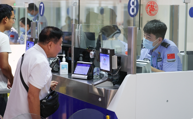 新政策实施3个月 超7.5万人次外籍旅客免签入境海南
