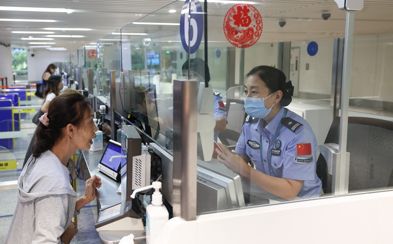 新政策实施3个月 超7.5万人次外籍旅客免签入境海南