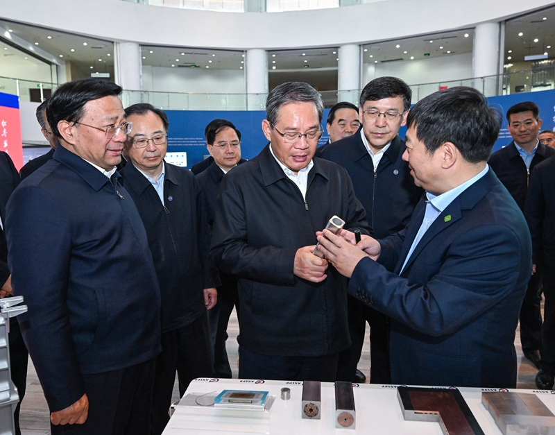 李强在安徽调研时强调：把握科技革命和产业变革趋势 着力提高创新驱动发展能力