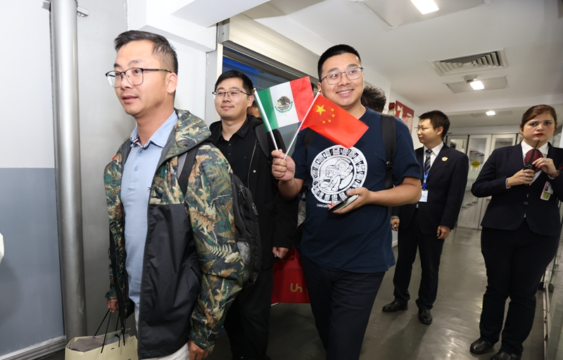 中国民航最长直飞国际客运航线首航航班抵达墨西哥城