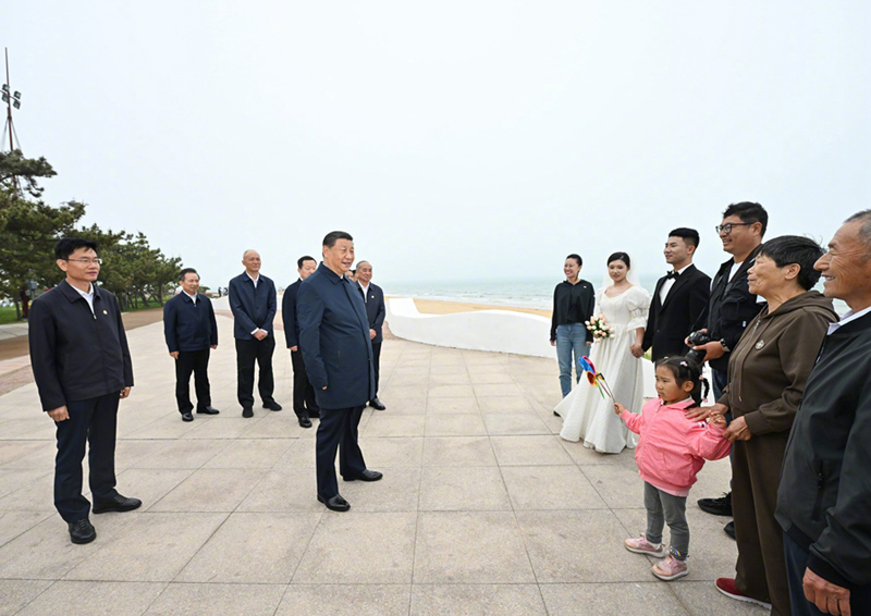 习近平：老百姓的幸福生活是干出来的