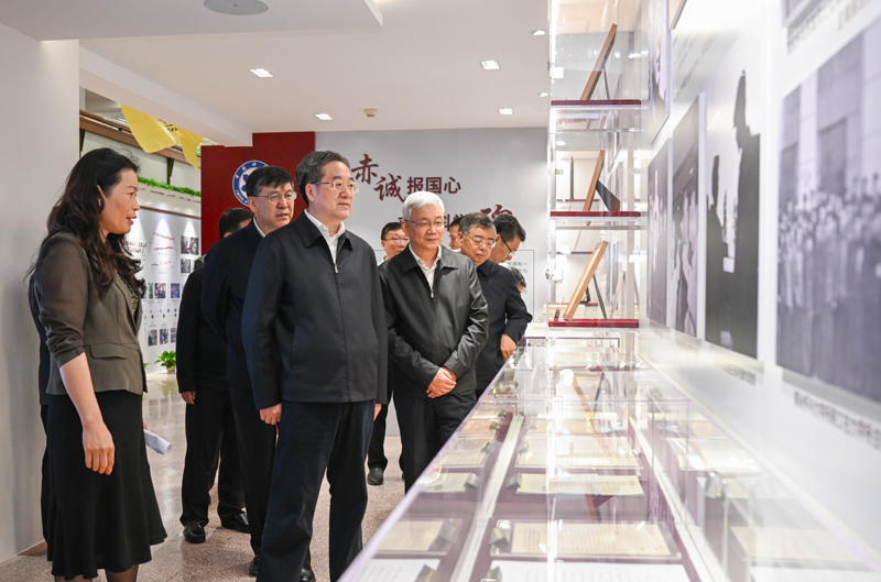 丁薛祥出席2024年全国科技活动周暨北京科技周主场活动时强调：大力弘扬科学家精神 为建设科技强国汇聚智慧和力量