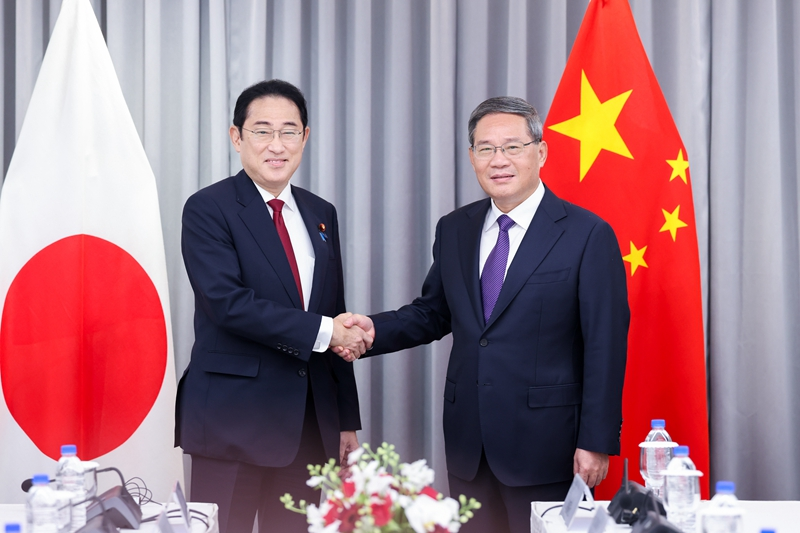 李强会见日本首相岸田文雄