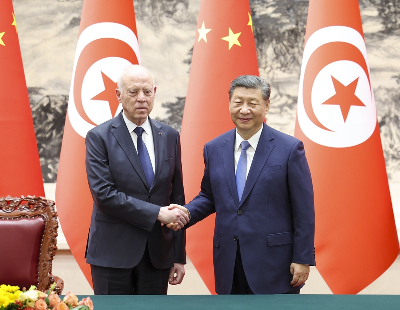 习近平同突尼斯总统赛义德会谈