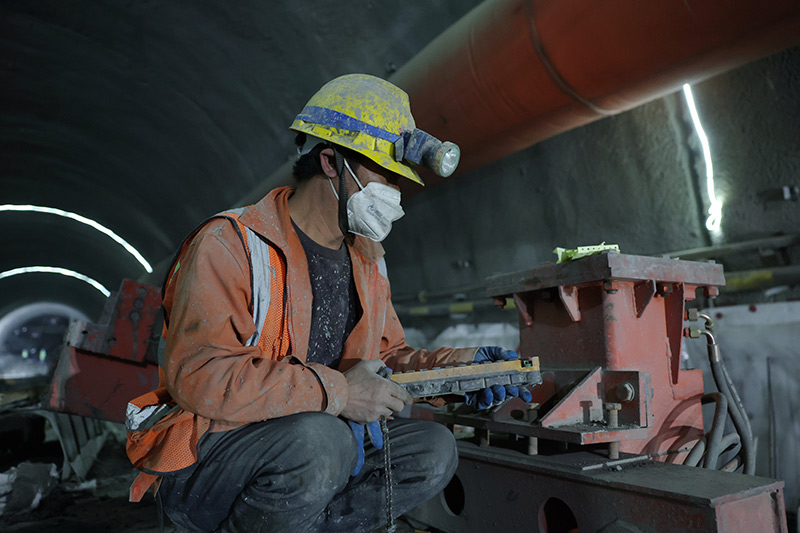 西成铁路甘肃段建设加速推进