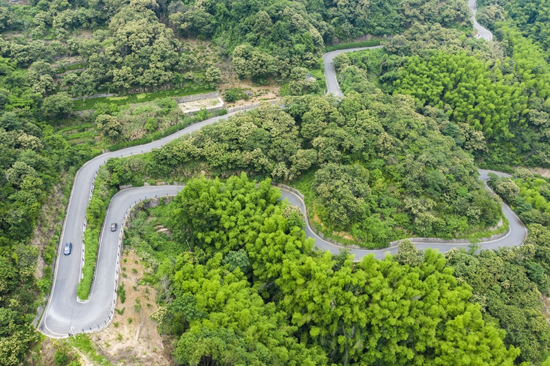 浙江诸暨：“四好农村路”助力乡村振兴