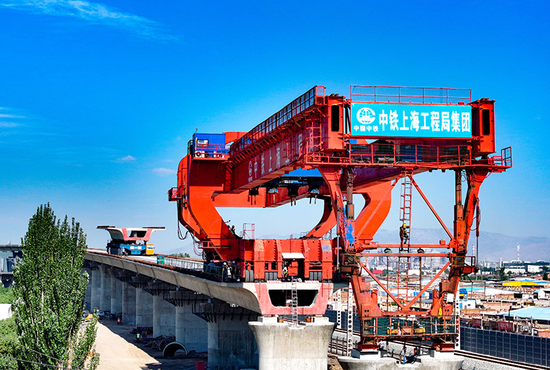 包银高铁跨昆都仑河特大桥项目建设稳步推进