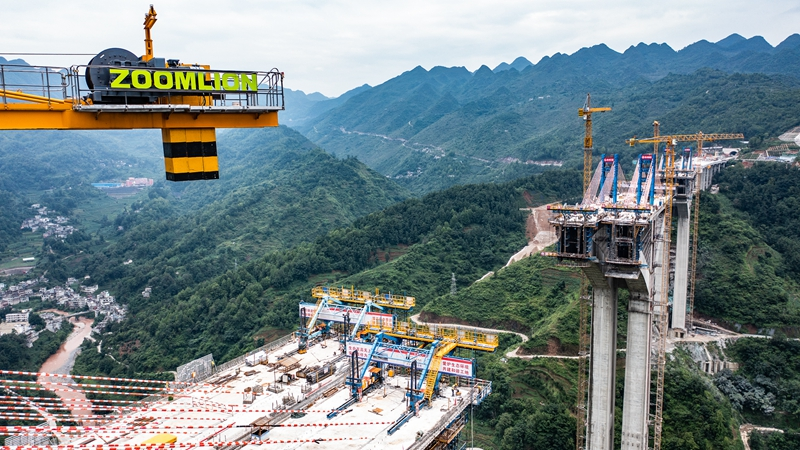 六枝特大桥建设有序推进