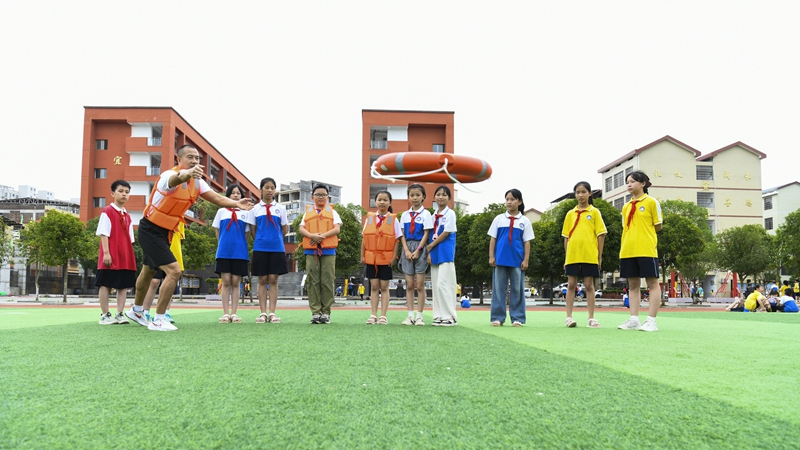 学安全 迎暑假