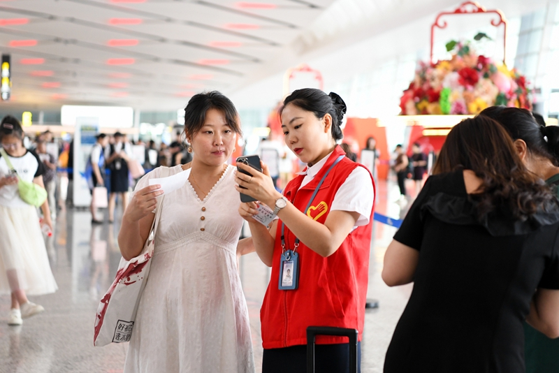 成都天府国际机场投运三周年 累计旅客吞吐量8838.7万人次