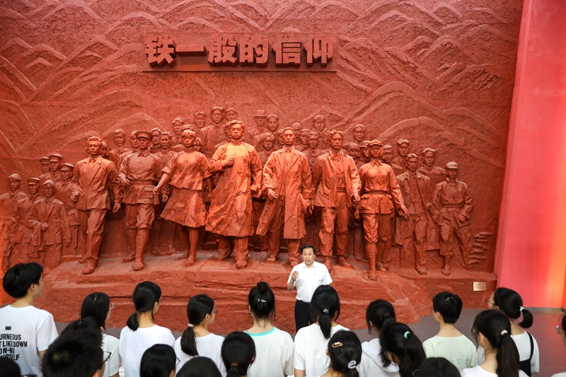 确保党始终成为时代先锋、民族脊梁——写在中国共产党成立103周年之际
