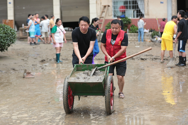 贵州、湖南部分受灾地区生产生活秩序逐步恢复