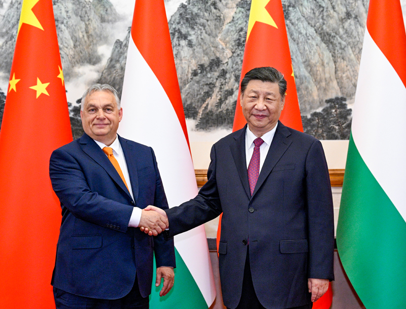 7月8日上午，国家主席习近平在北京钓鱼台国宾馆会见匈牙利总理欧尔班