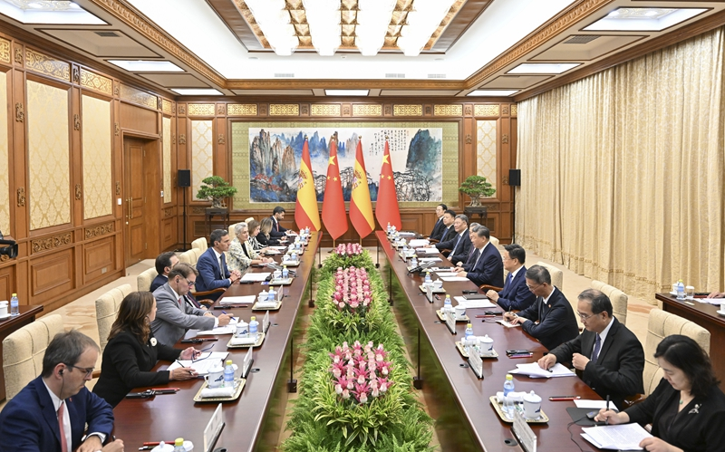9月9日下午，国家主席习近平在北京钓鱼台国宾馆会见来华正式访问的西班牙首相桑切斯
