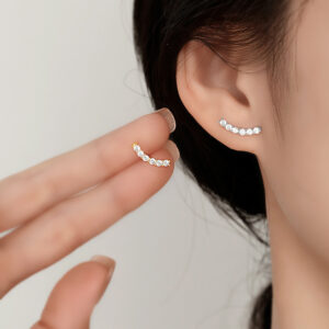 Fashion Brass Gold Plate Zircon Arc Design Earring For Women Jewelry Ladies Cute Stud Earrings Girls Trend Elegant Ear Jewellery