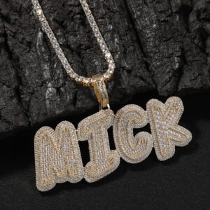 New Personalized Iced Nameplate Pendant Bling Zircon Initials Letter Customize Name Necklace Mens Women Men Hip Hop Jewelry